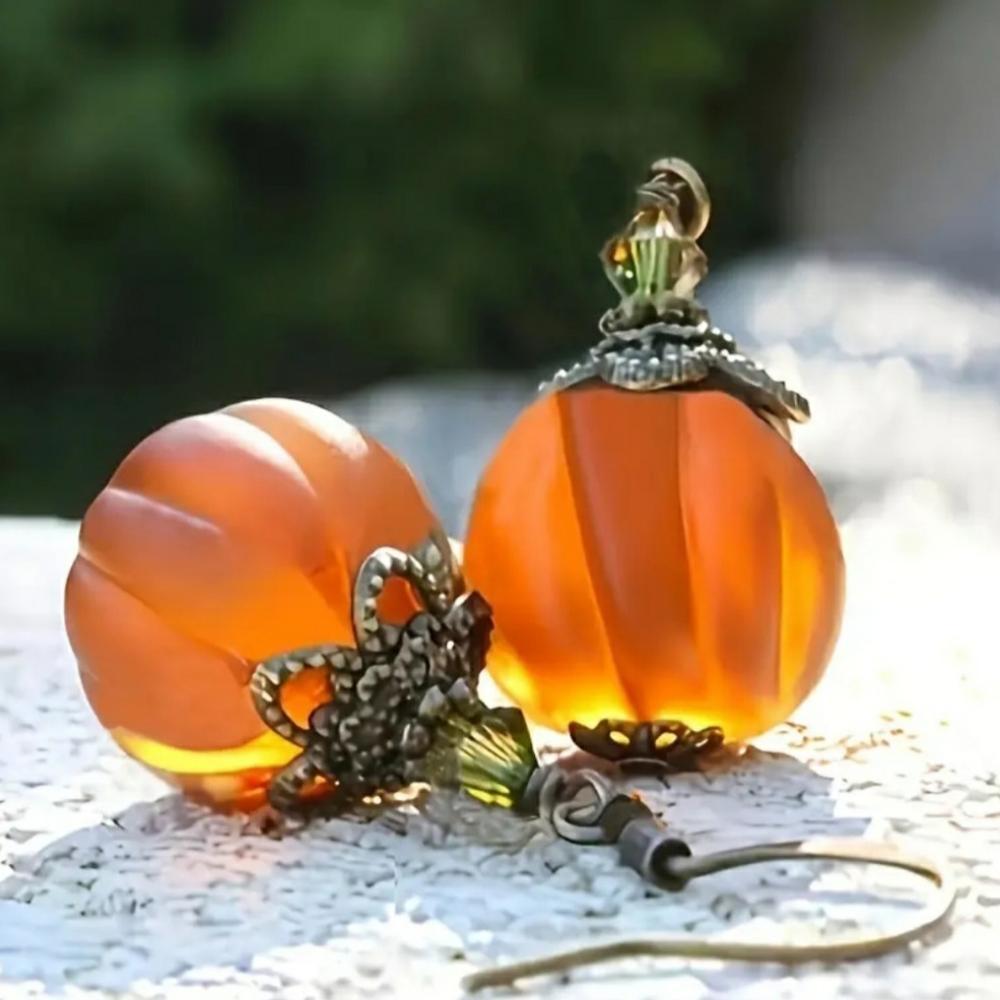 NEW Halloween Pumpkin Design Dangle Earrings